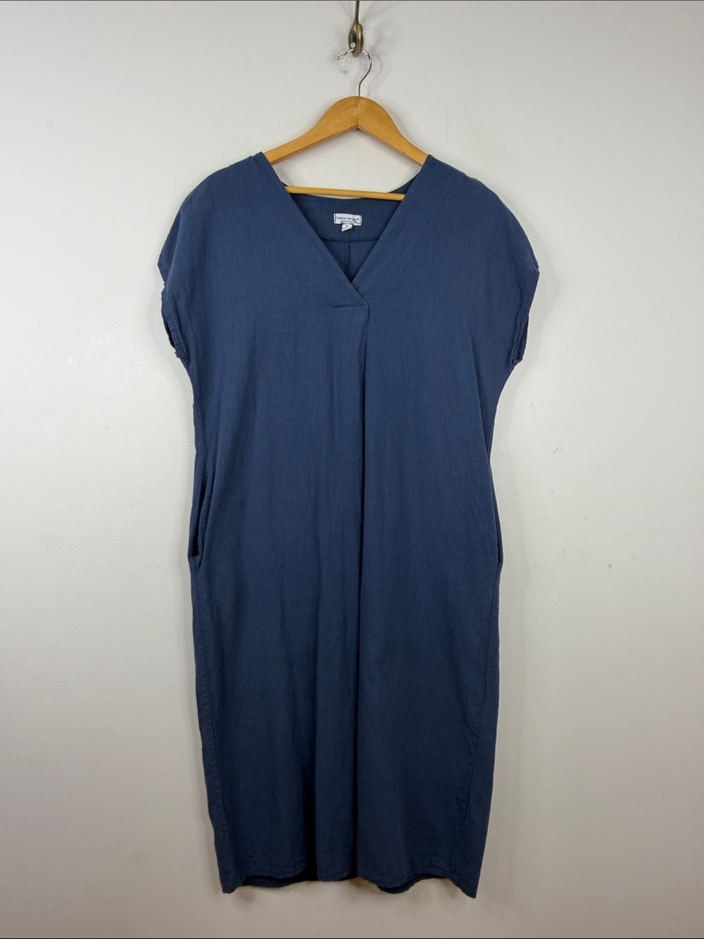 Linen Dress Womens Small Denim Blue V Neck Cap Sleeve Loose Fit Midi Pockets